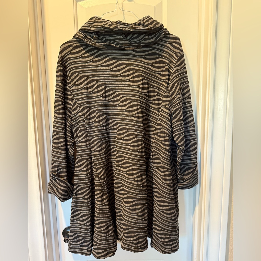 Curvesque Blazer, 2X, boutique, LIKE NEW - Picture 3 of 3
